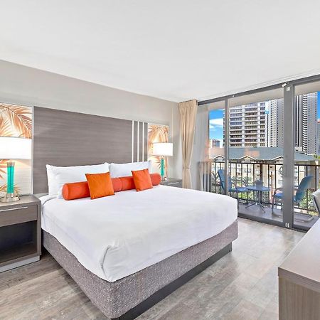 Renovated With City View At Aqua Palms Waikiki Хонолулу Екстериор снимка